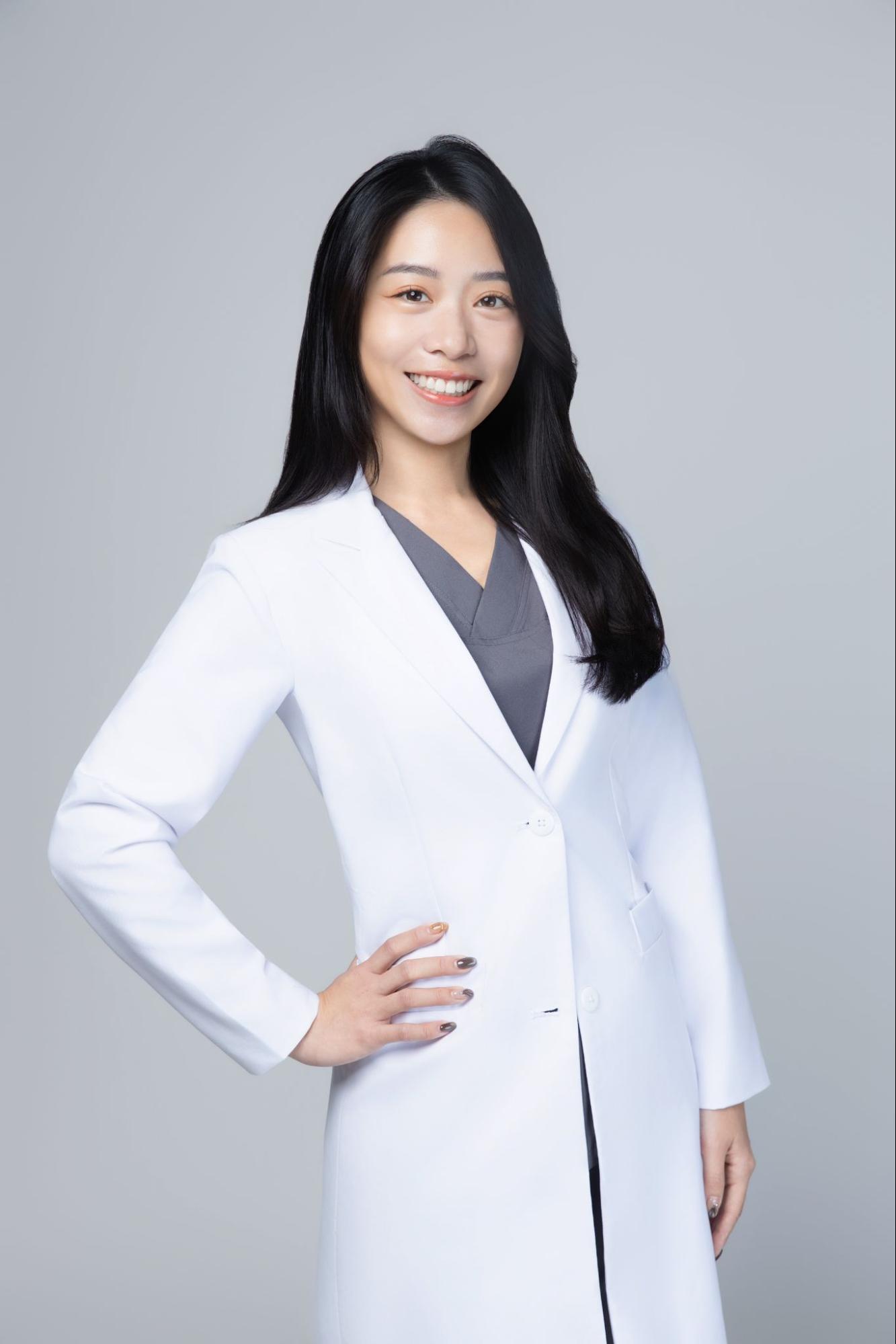 醫師 許珮瑩(Dr.HSU PEI YING)